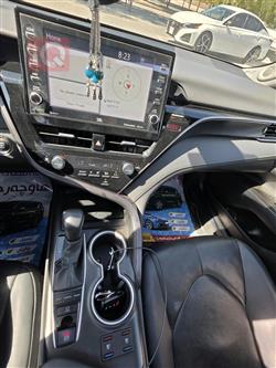 تۆیۆتا کامری